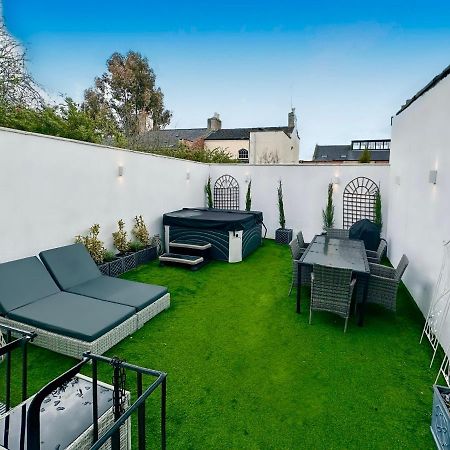 Gloucester Place Townhouse With Hot Tub! Appartement Cheltenham Buitenkant foto