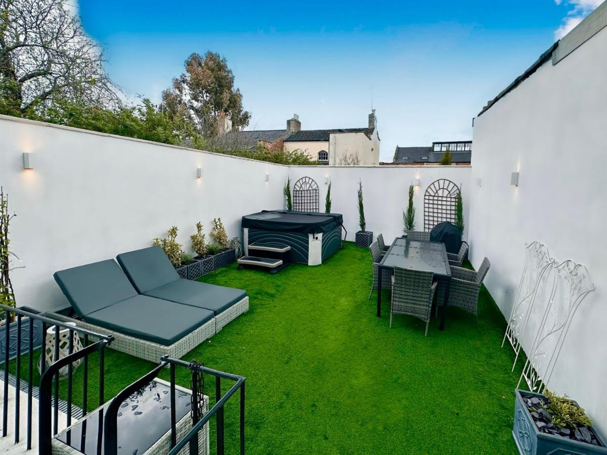 Gloucester Place Townhouse With Hot Tub! Appartement Cheltenham Buitenkant foto